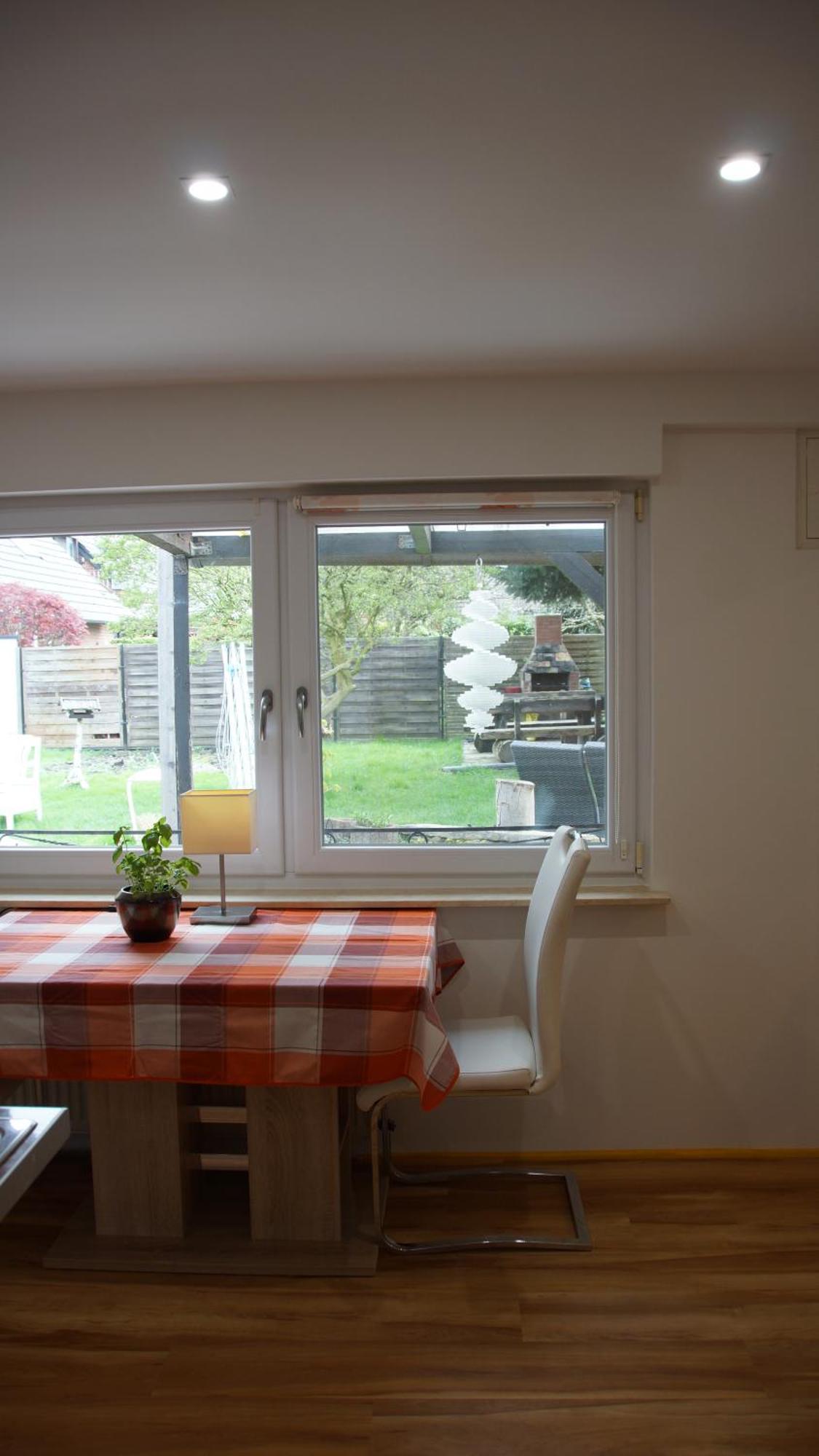 Bungalow An Der Tanne Mit Uberdachter Terrasse Düsseldorf Dış mekan fotoğraf