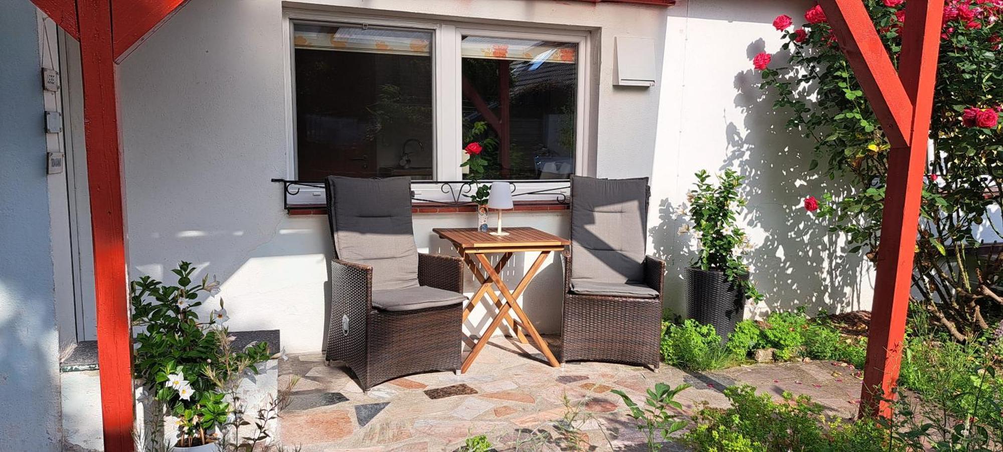 Bungalow An Der Tanne Mit Ueberdachter Terrasse Düsseldorf Dış mekan fotoğraf