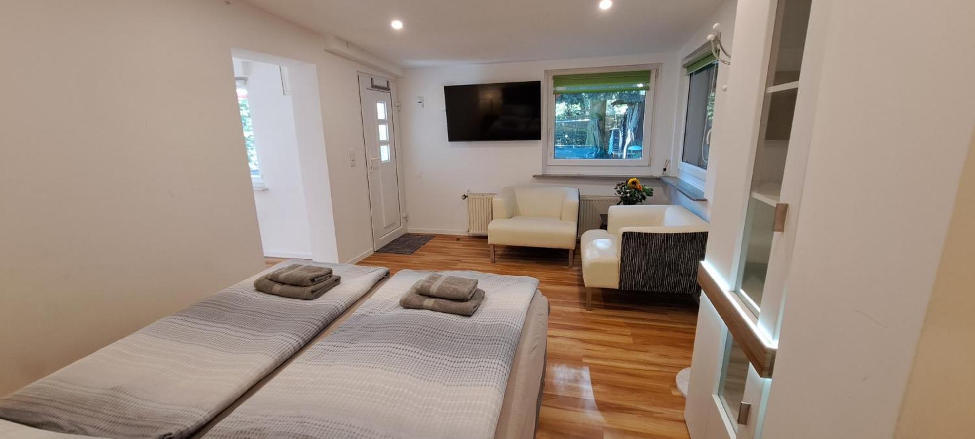 Bungalow An Der Tanne Mit Ueberdachter Terrasse Düsseldorf Dış mekan fotoğraf